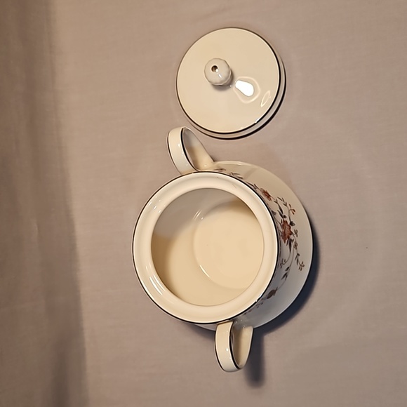 NEW Noritake Adagio 7237 Sugar Bowl w/Lid - Picture 3 of 8